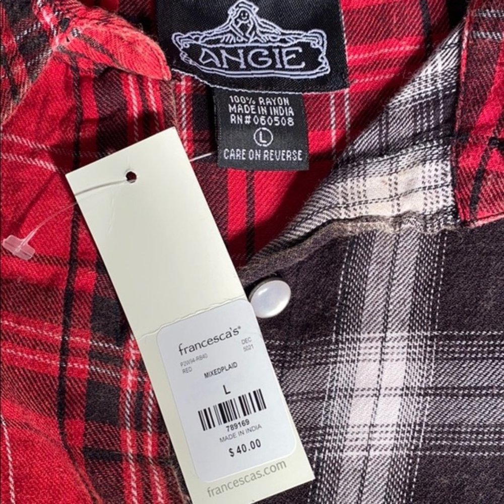 ⚠️FINAL PRICE UNLESS BUNDLED⚠️ NWT Francesca's Plaid Button Down - Picture 5 of 7